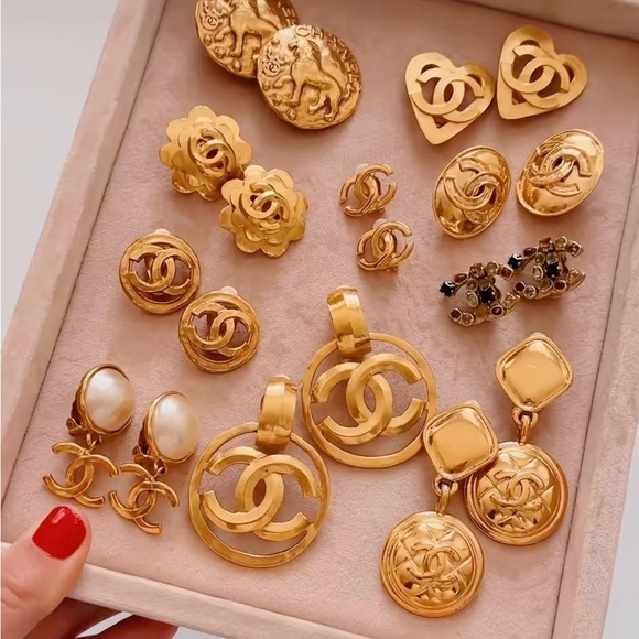 CHANEL Jewelry - Vintage Chanel Collection ⚜️